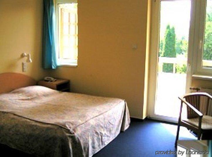Romai Hotel Budapest Szoba fotó